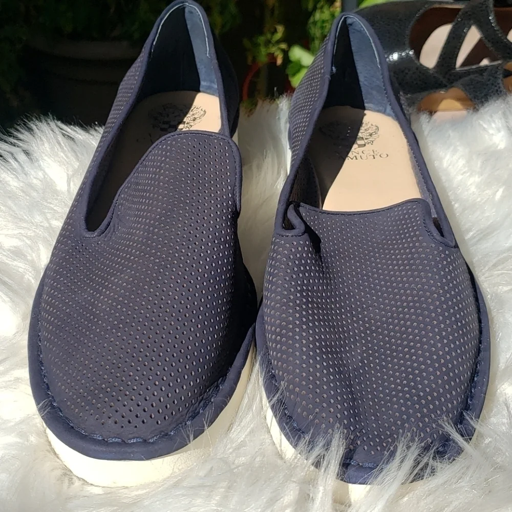 Vince Camuto Gwenna Slip On Sneakers Blue 10